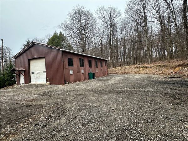 146 Crestview Drive , Acme, PA 15610