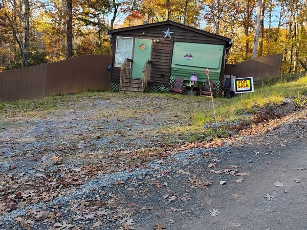 95 7th Street, Ellijay, GA 30540