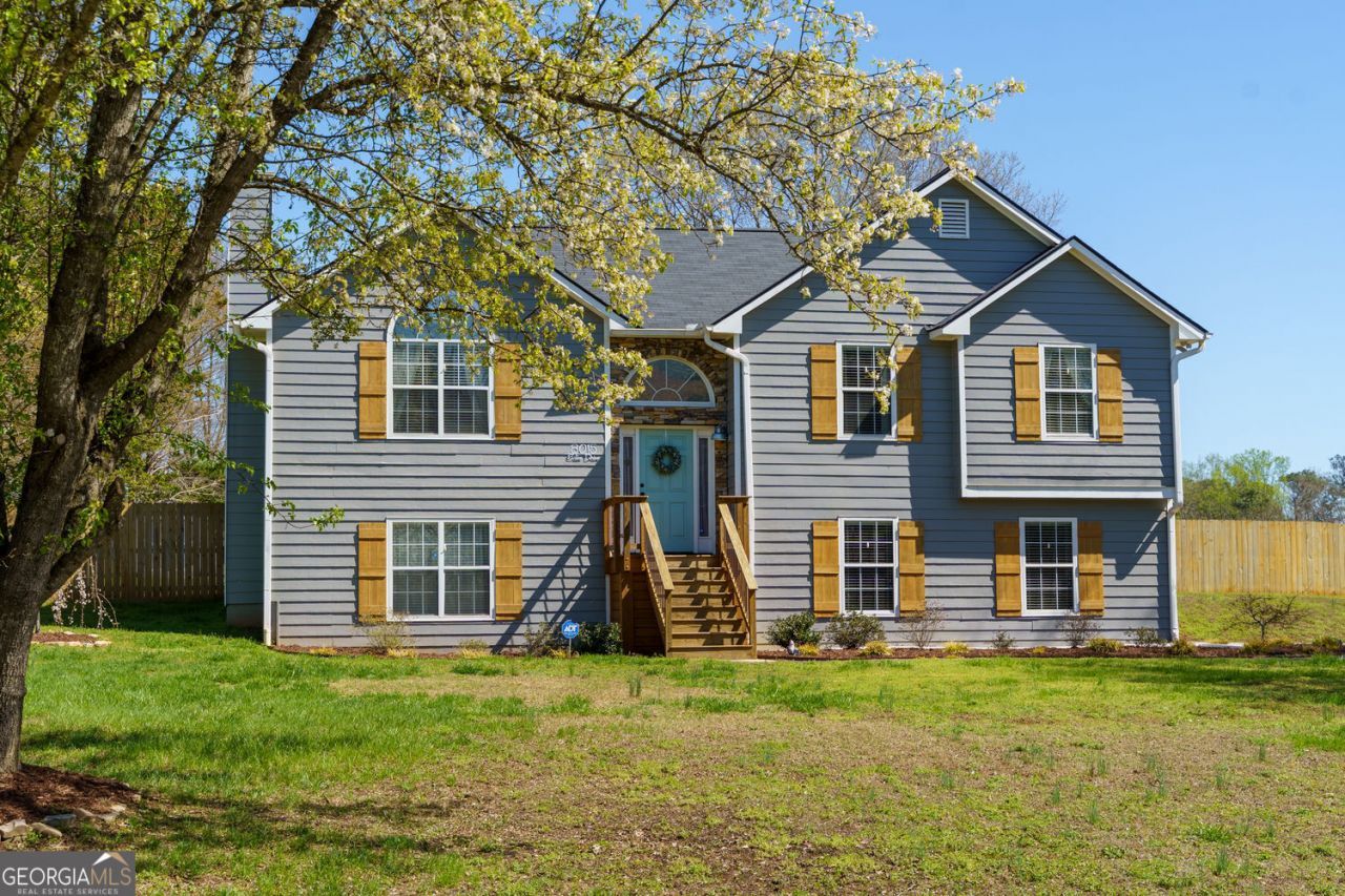 8015 Estee Drive, Cumming, GA 30028 Main Photo