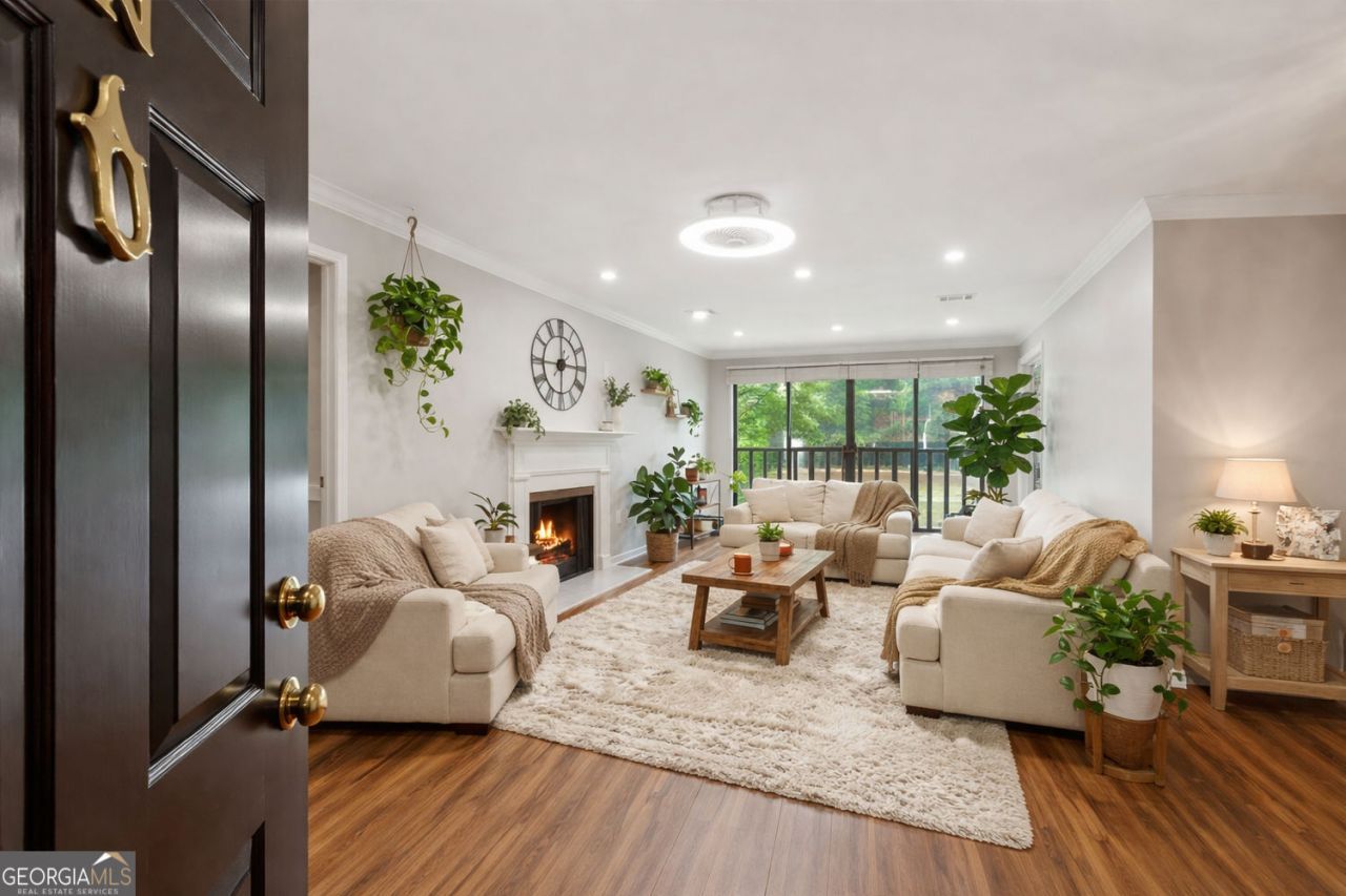 23214 NE Plantation Drive Ne, Unit 214, Atlanta, GA 30324 Main Photo