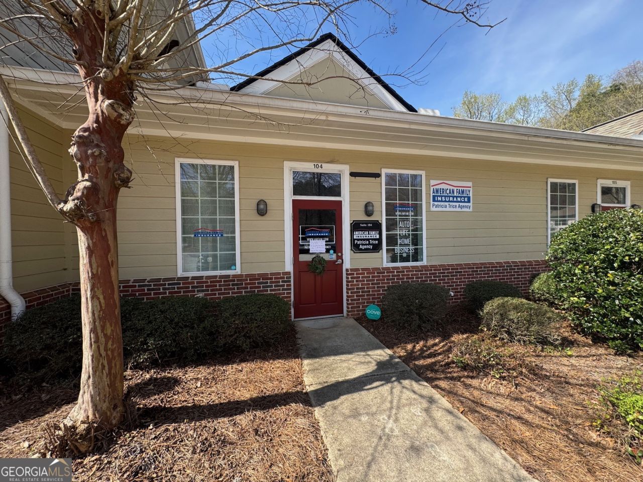 31 Market Square Road, Unit 104, Newnan, GA 30265 Main Photo