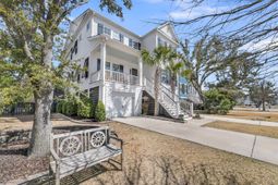 1618 Fort Palmetto Circle photo 4