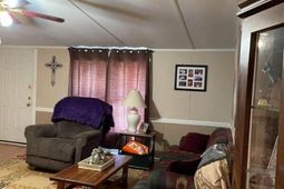 223 Armstrong Drive photo 4