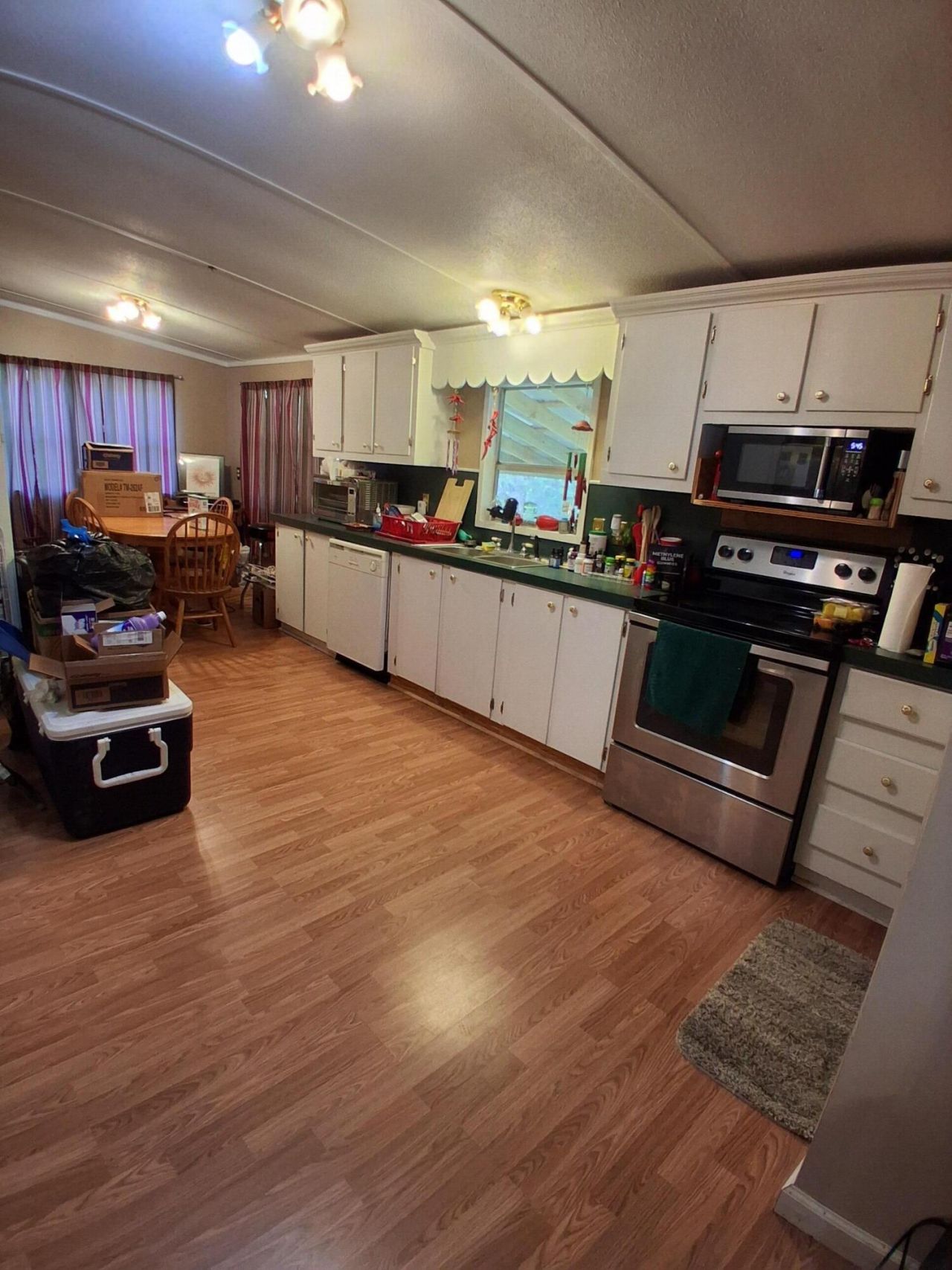 223 Armstrong Drive Photo 6