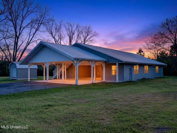 1059 Thomas School Road, Lumberton, MS 39455