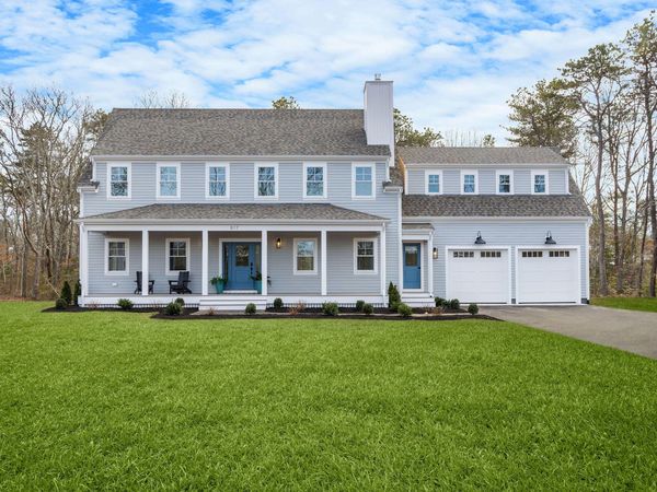 817 Race Lane , Marstons Mills, MA 02648