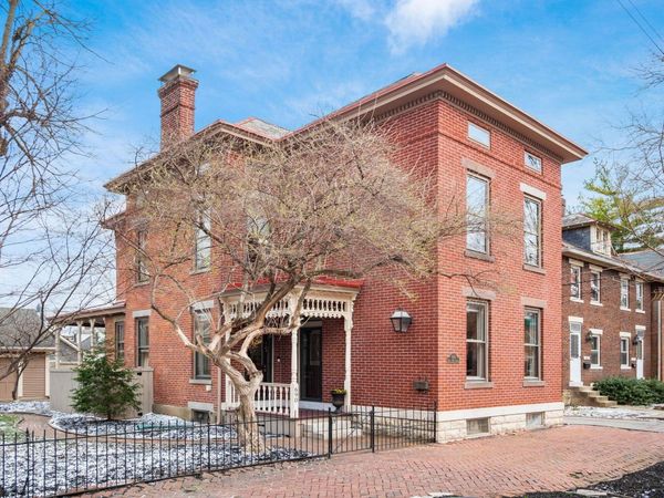 690 City Park Avenue , Columbus, OH 43206