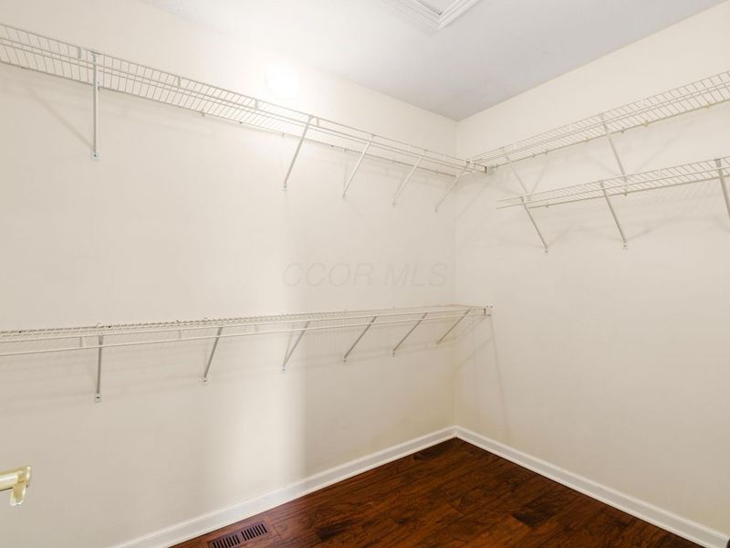 1330 Bayboro Drive , New Albany, OH 43054 Photo 28