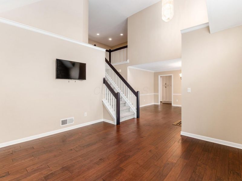 1330 Bayboro Drive , New Albany, OH 43054 Photo 4