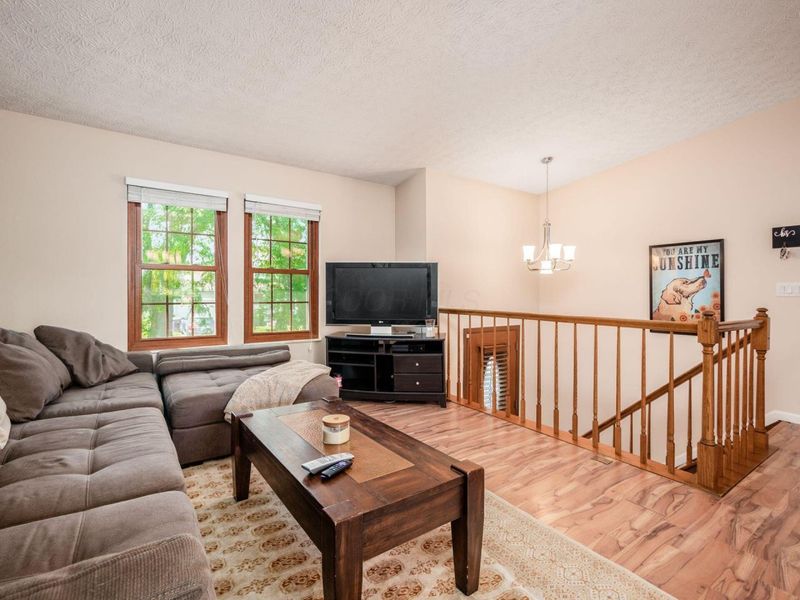 5034 Hidden View Drive, Hilliard, OH 43026 Photo 4