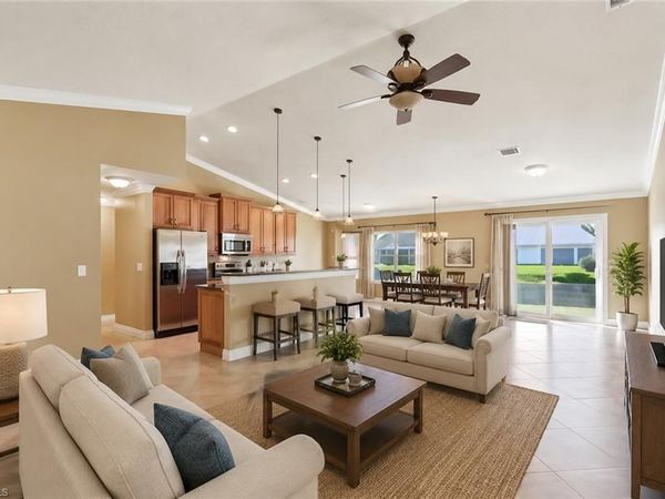 5118 Harrogate CT, NAPLES, FL 34112