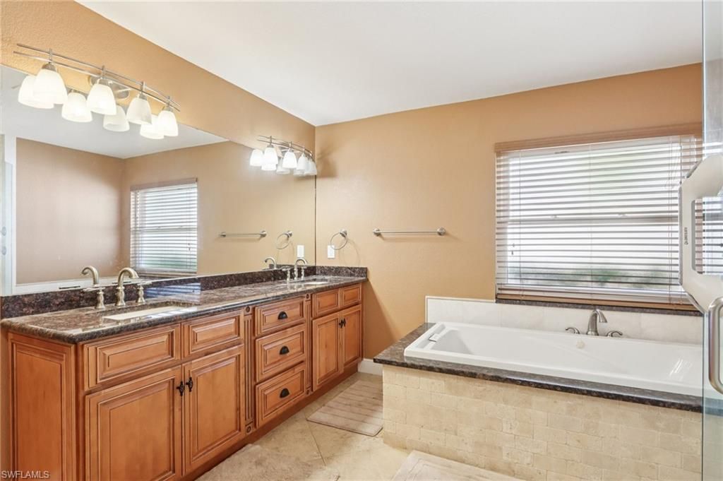 5118 Harrogate Ct, Naples, FL 34112 Photo