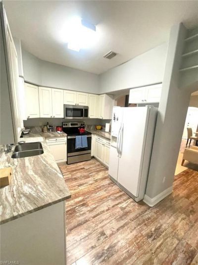 4166 Castilla Cir, Unit 201, Fort Myers, FL 33916 Photo