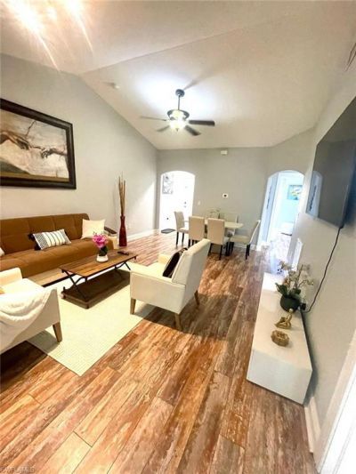 4166 Castilla Cir, Unit 201, Fort Myers, FL 33916 Photo