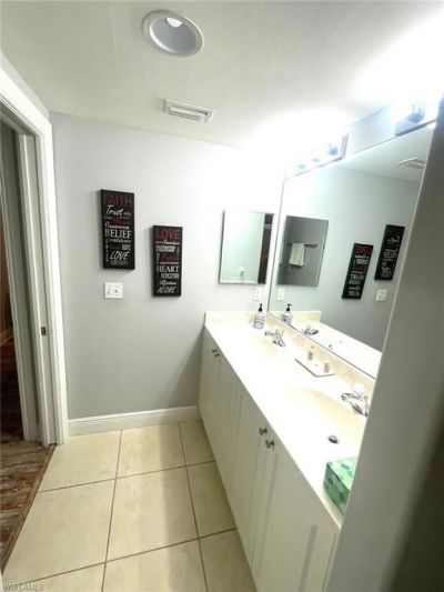 4166 Castilla Cir, Unit 201, Fort Myers, FL 33916 Photo