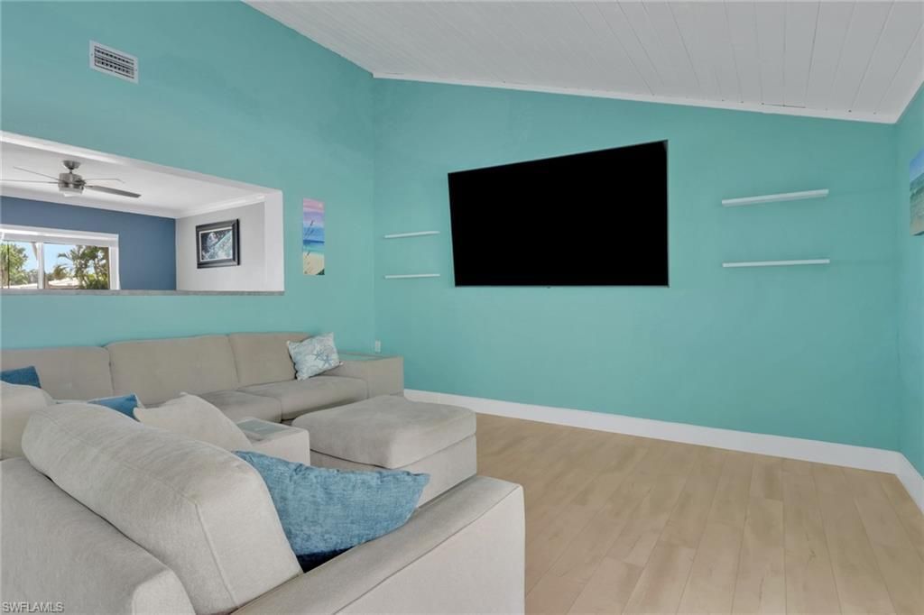 549 Peck Ave, Fort Myers, FL 33919 Photo