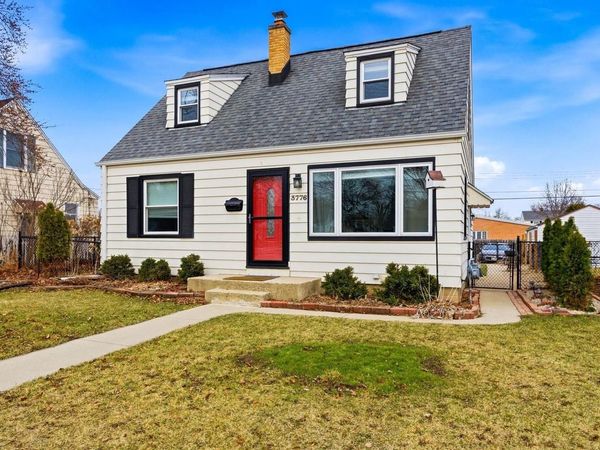 3776 N 98th STREET, Milwaukee, WI 53222