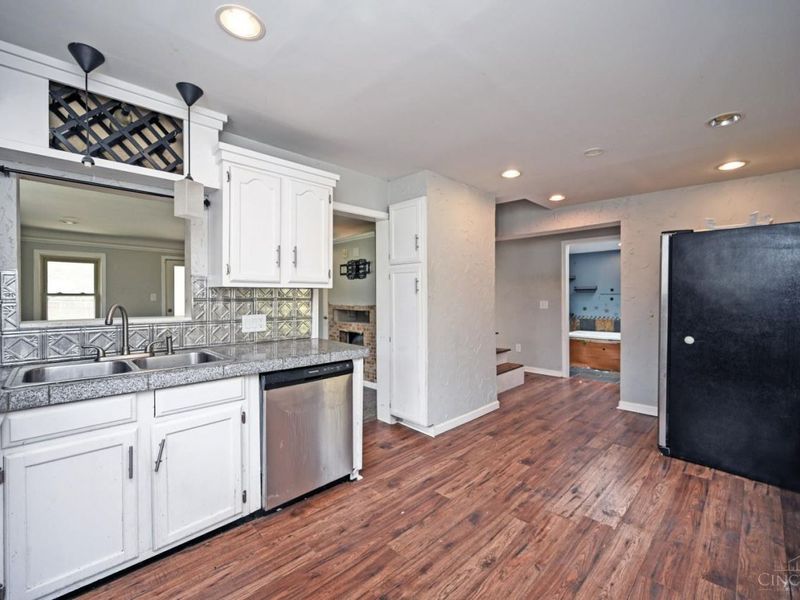 3964 Hubble Road, Green Township, OH 45247 Photo 13