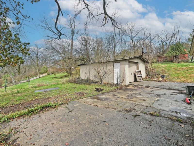 3964 Hubble Road, Green Township, OH 45247 Photo 28