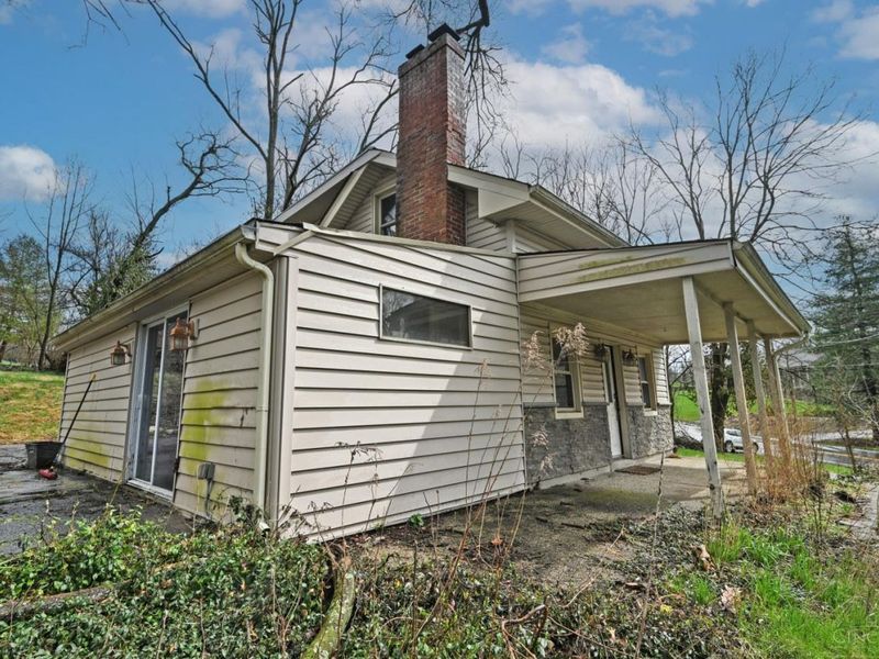 3964 Hubble Road, Green Township, OH 45247 Photo 5