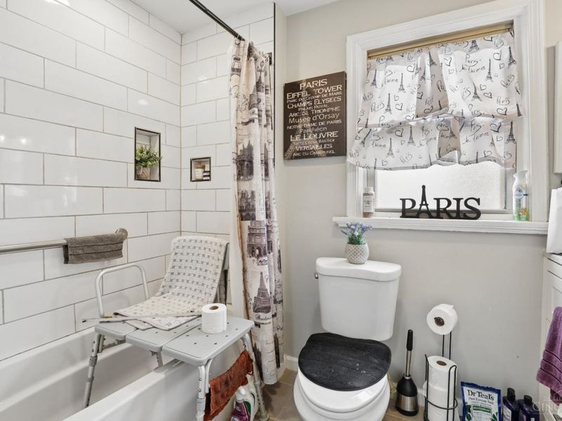 1858 Garden Lane, Cincinnati, OH 45237 Photo 20