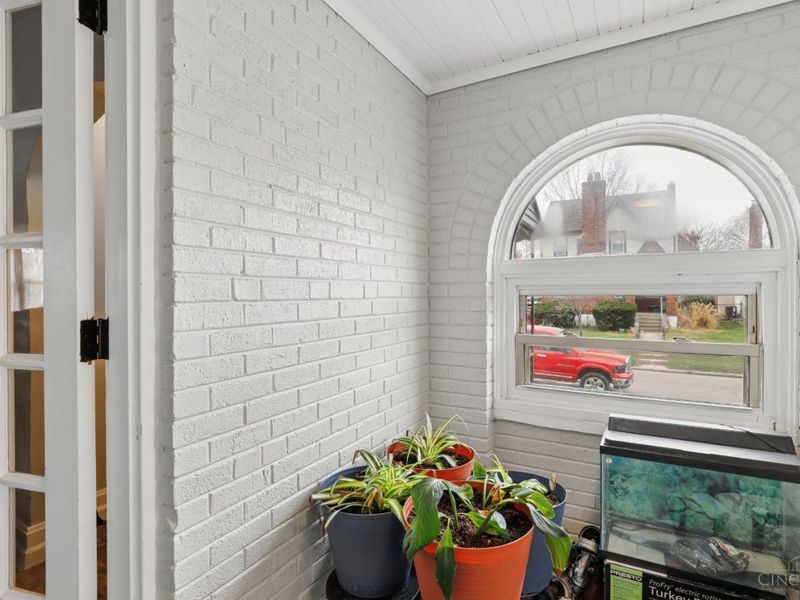 1858 Garden Lane, Cincinnati, OH 45237 Photo 7