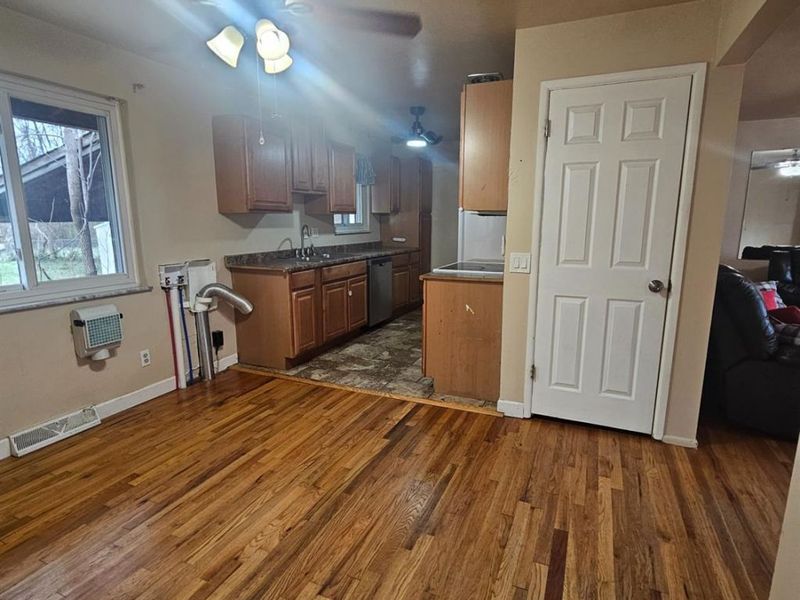 860 Sarbrook Drive, Springfield Twp., OH 45231 Photo 10