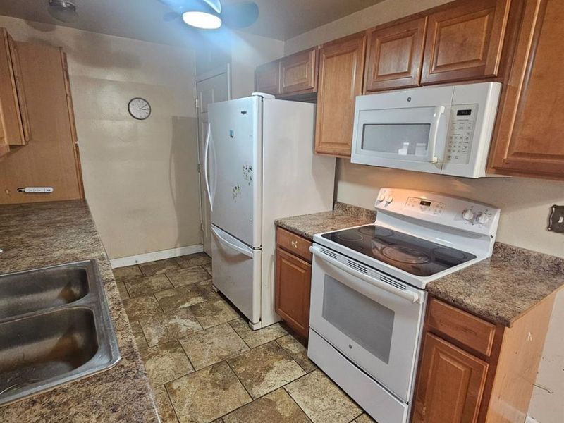 860 Sarbrook Drive, Springfield Twp., OH 45231 Photo 15