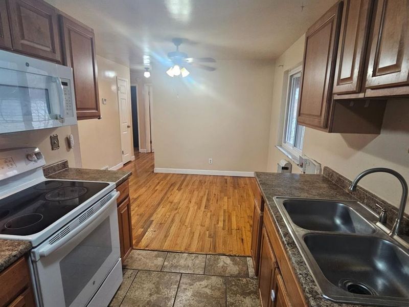 860 Sarbrook Drive, Springfield Twp., OH 45231 Photo 16