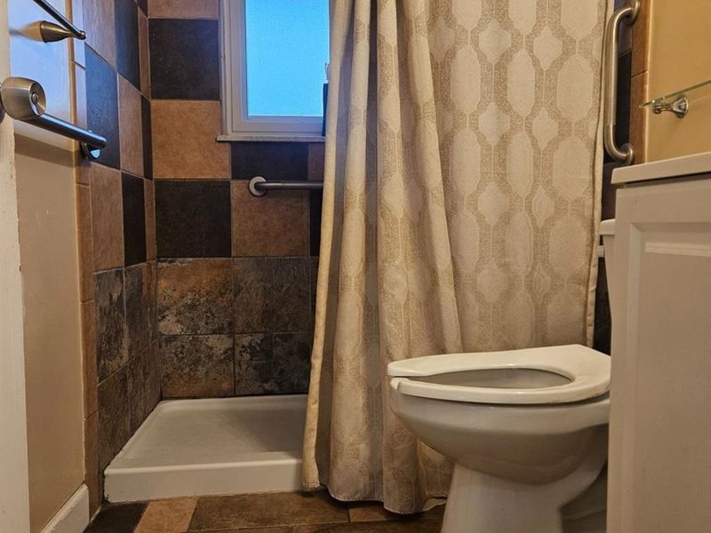 860 Sarbrook Drive, Springfield Twp., OH 45231 Photo 18