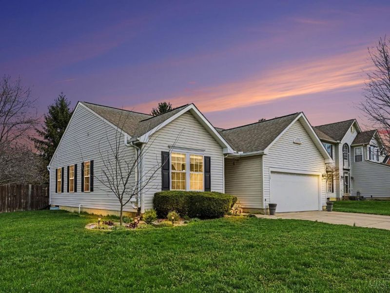 13 Holly Drive, Franklin, OH 45005 Photo 2