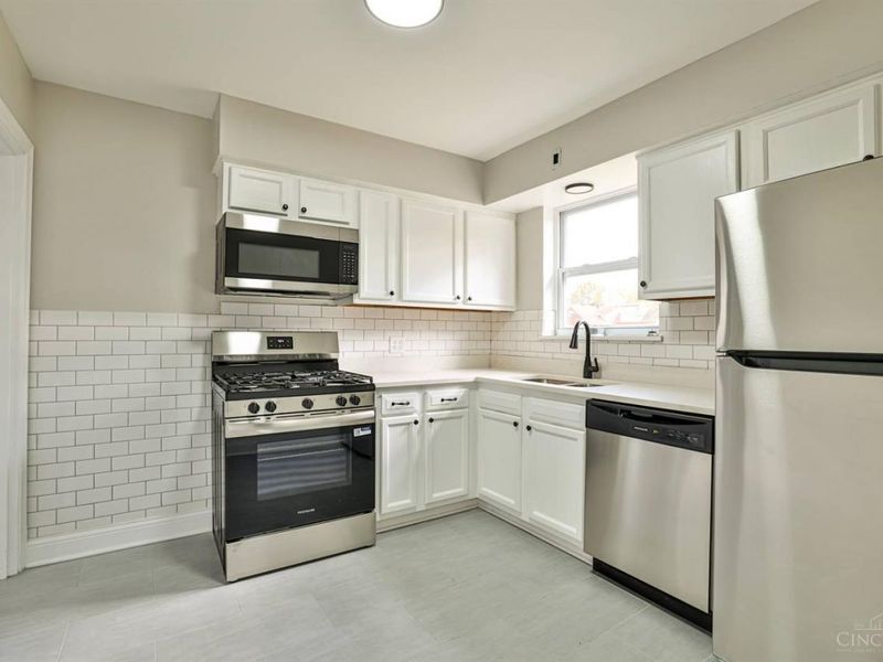 6402 Mayflower Avenue, Golf Manor, OH 45237 Photo 12