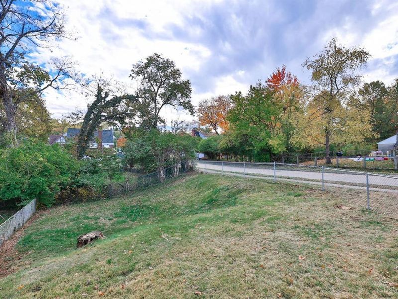 6402 Mayflower Avenue, Golf Manor, OH 45237 Photo 28