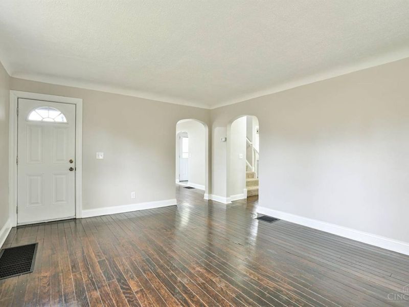 6402 Mayflower Avenue, Golf Manor, OH 45237 Photo 5