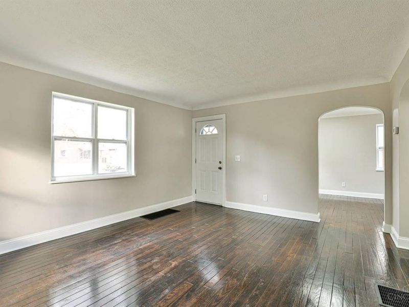 6402 Mayflower Avenue, Golf Manor, OH 45237 Photo 7