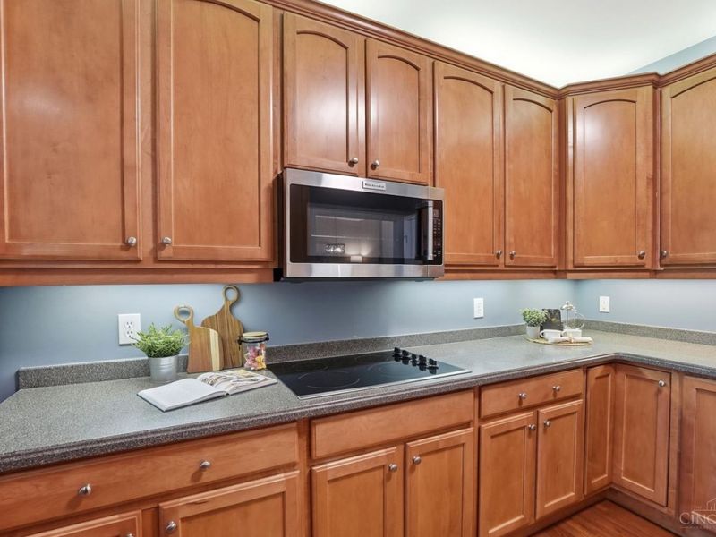 8338 Jeannes Creek Lane, West Chester, OH 45069 Photo 19