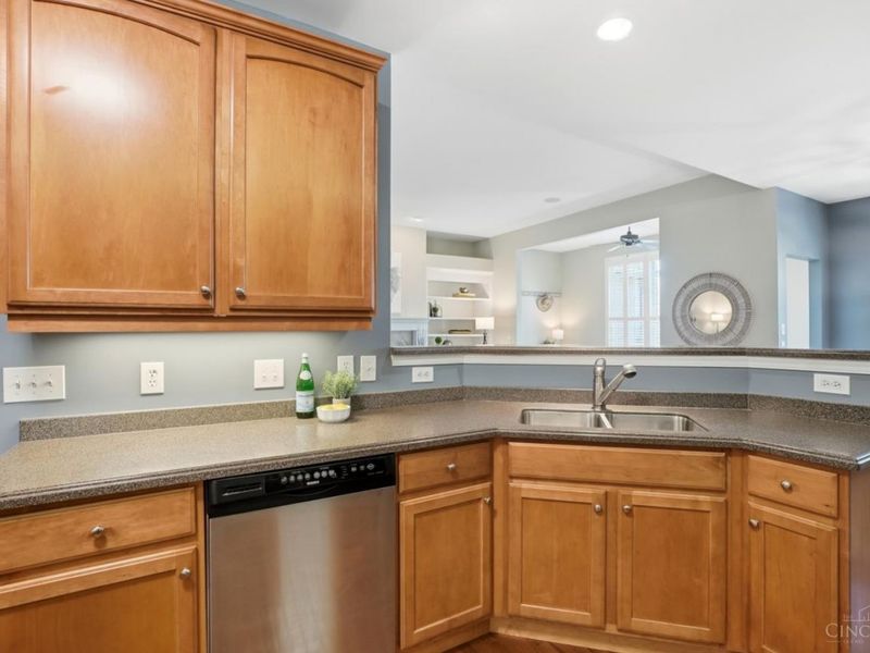 8338 Jeannes Creek Lane, West Chester, OH 45069 Photo 20