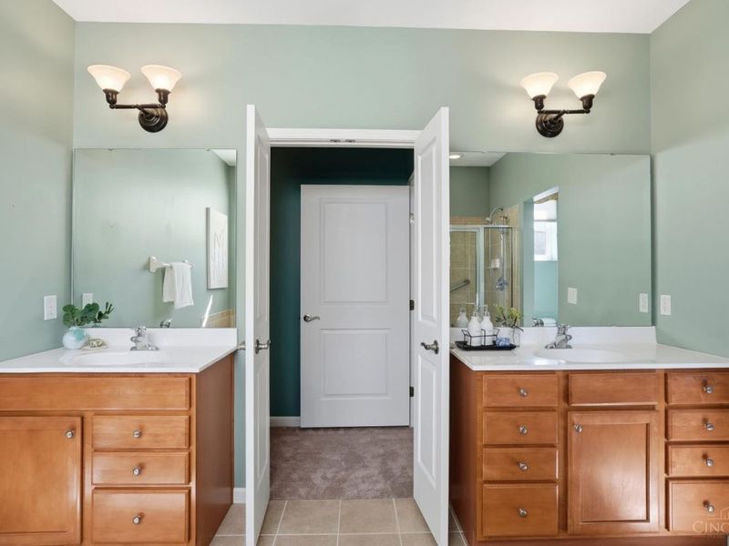 8338 Jeannes Creek Lane, West Chester, OH 45069 Photo 32