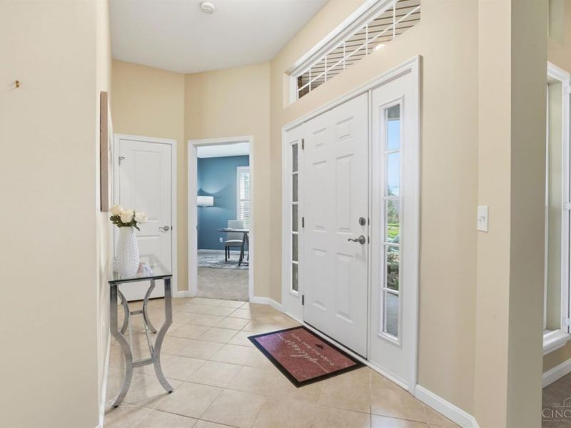 8338 Jeannes Creek Lane, West Chester, OH 45069 Photo 5