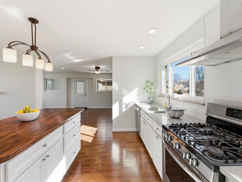 9216 Grandview Avenue, Blue Ash, OH 45242 Photo 13