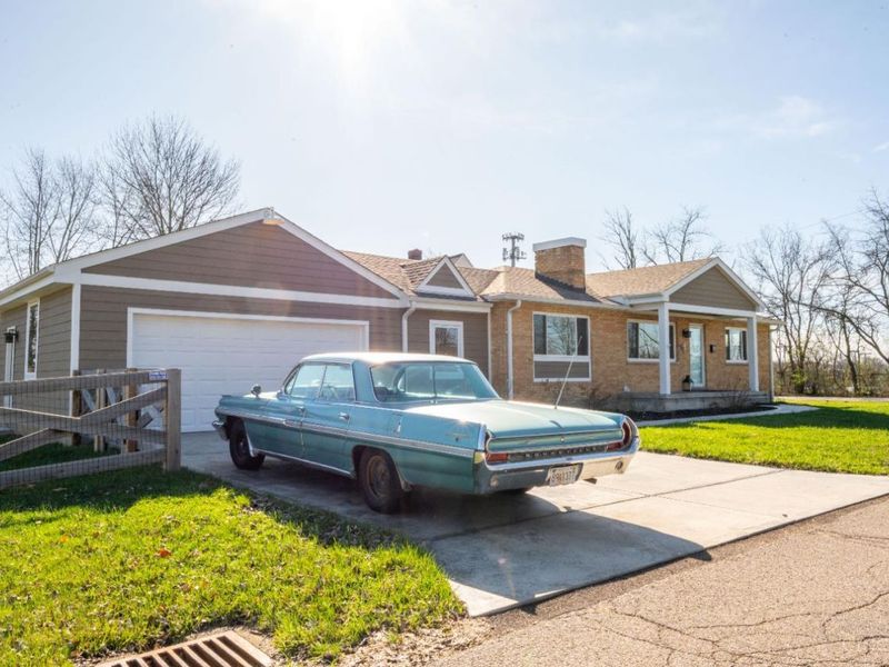 9216 Grandview Avenue, Blue Ash, OH 45242 Photo 2