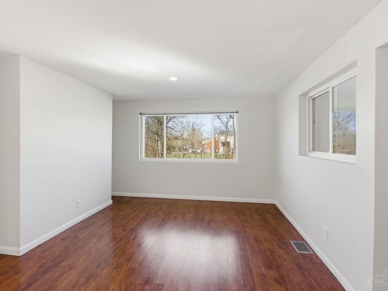 9216 Grandview Avenue, Blue Ash, OH 45242 Photo 29