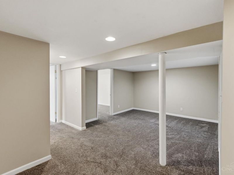 9216 Grandview Avenue, Blue Ash, OH 45242 Photo 38