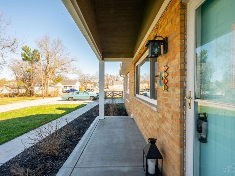 9216 Grandview Avenue, Blue Ash, OH 45242 Photo 4