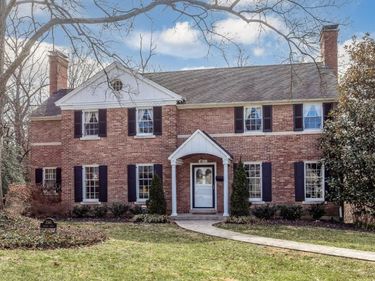 3561 Bayard Drive, Cincinnati, OH 45208