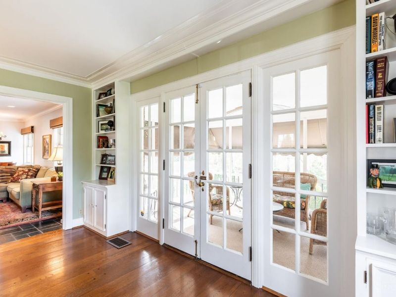 3561 Bayard Drive, Cincinnati, OH 45208 Photo 10