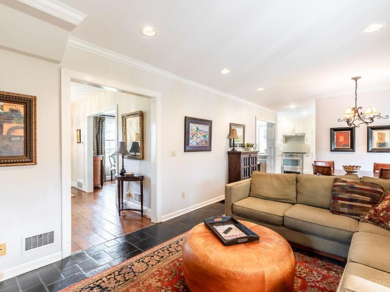 3561 Bayard Drive, Cincinnati, OH 45208 Photo 16