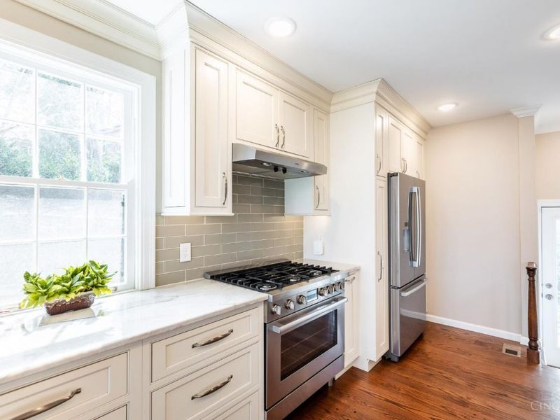 3561 Bayard Drive, Cincinnati, OH 45208 Photo 23