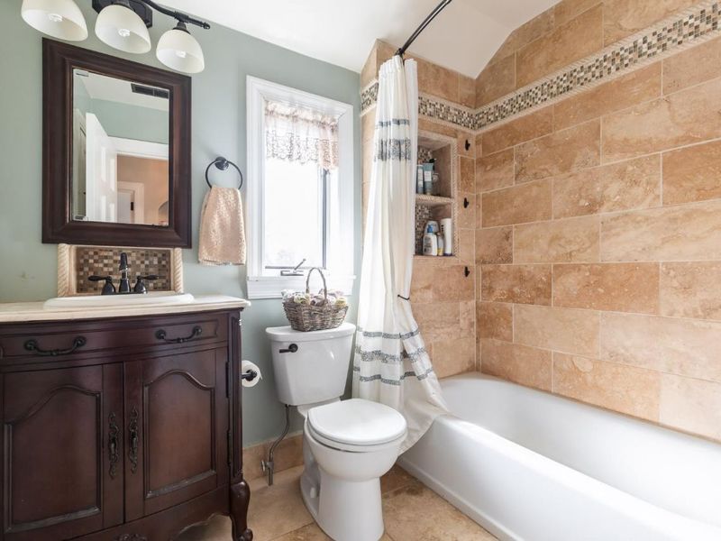 3561 Bayard Drive, Cincinnati, OH 45208 Photo 42