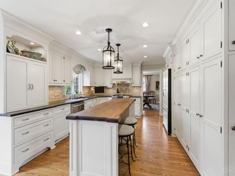 6604 Madeira Hills Drive, Madeira, OH 45243 Photo 5